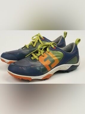 FOOTJOY junior size 6 Freestyle golf shoes